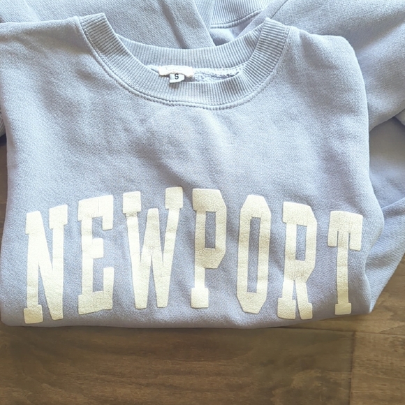 Newport Women's Lavender Crewneck Sweater Size Small - Picture 3 of 7